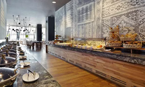 هتل هالیدی این تفلیس هتل هالیدی این تفلیس